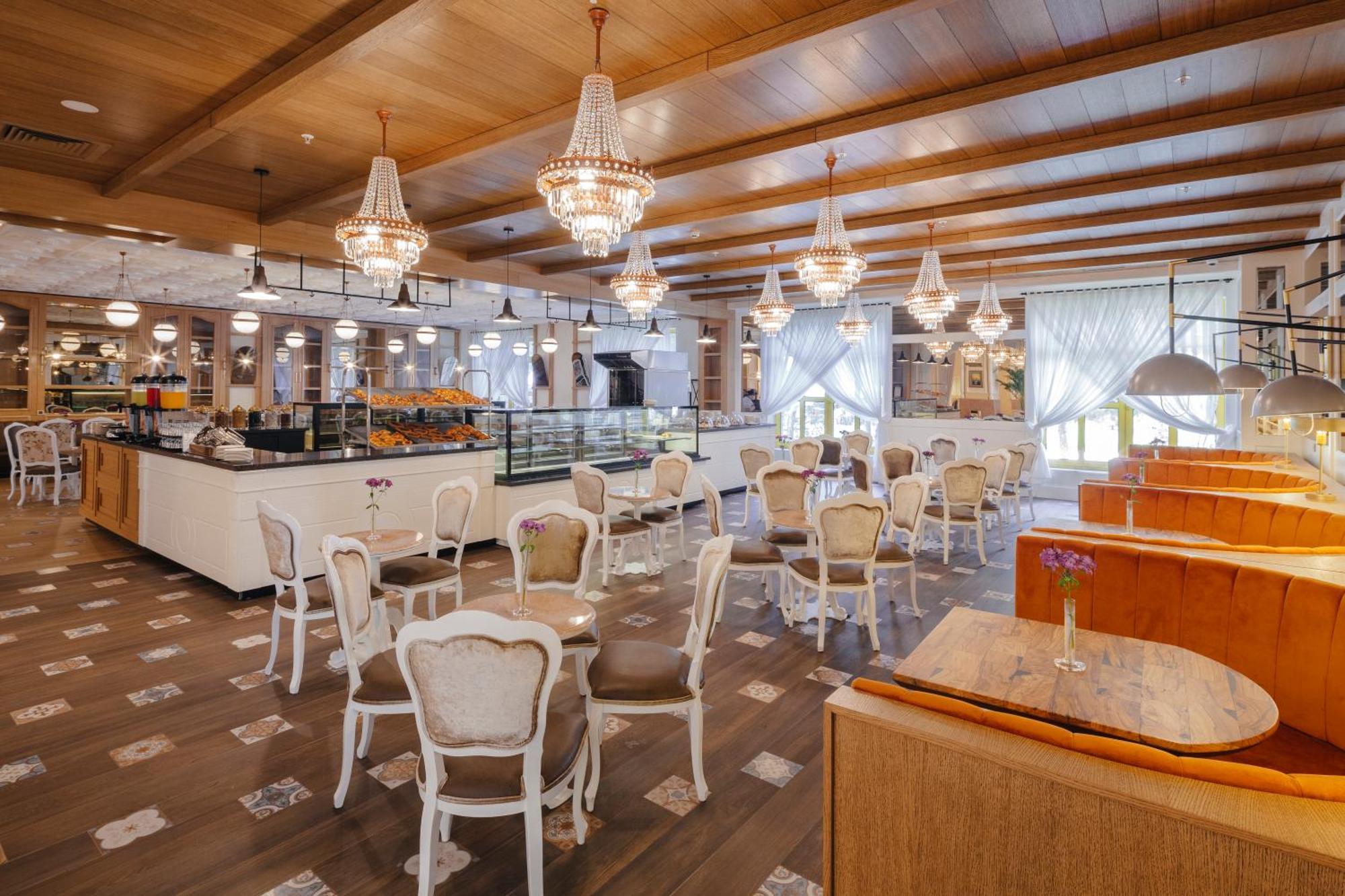 ホテル Pgs クレムリン パレス アンタルヤ エクステリア 写真 The interior of the restaurant